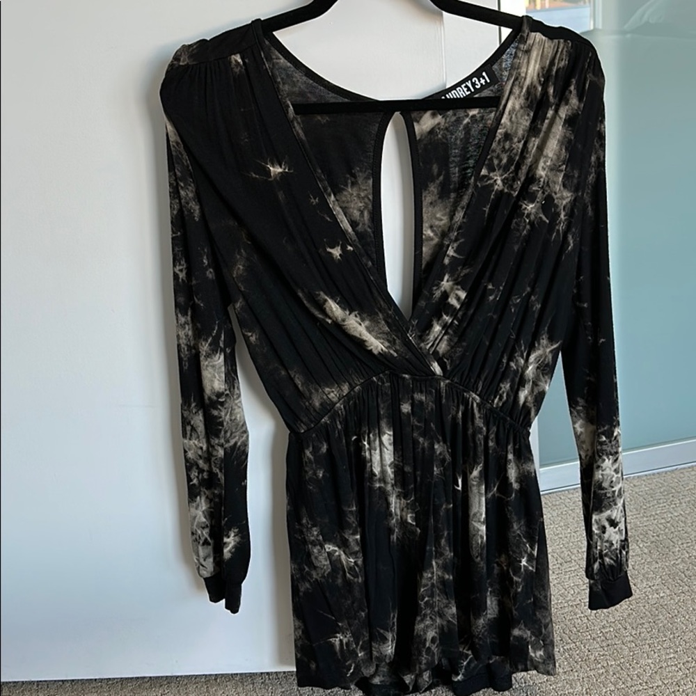 Romper - Picture 2 of 3